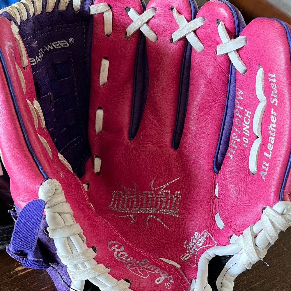 Rawlings Pink and Purple Kids Glove.